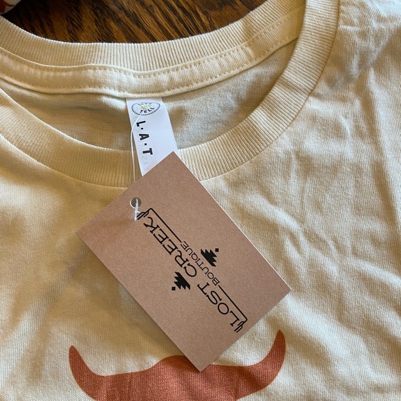 NWT Ranch Hand Extra Spicy Tee - Picture 4 of 5